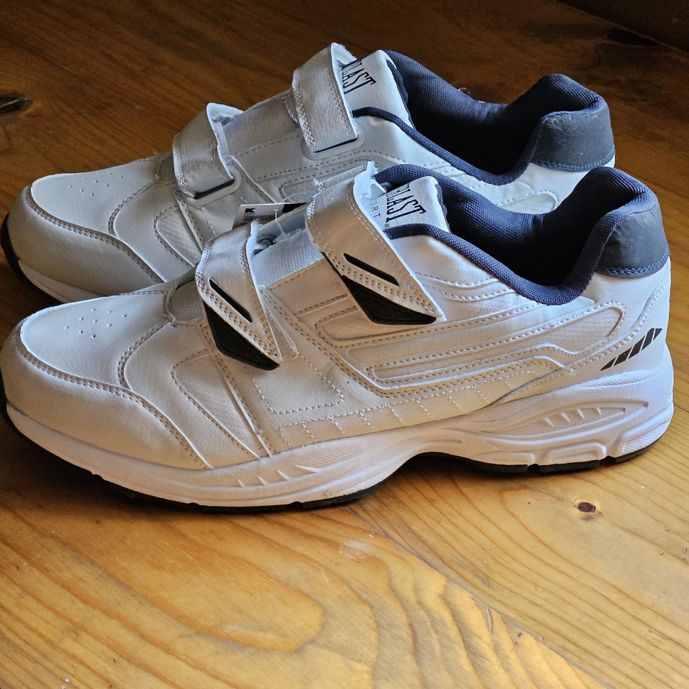 NWT Vintage Athletic Shoes